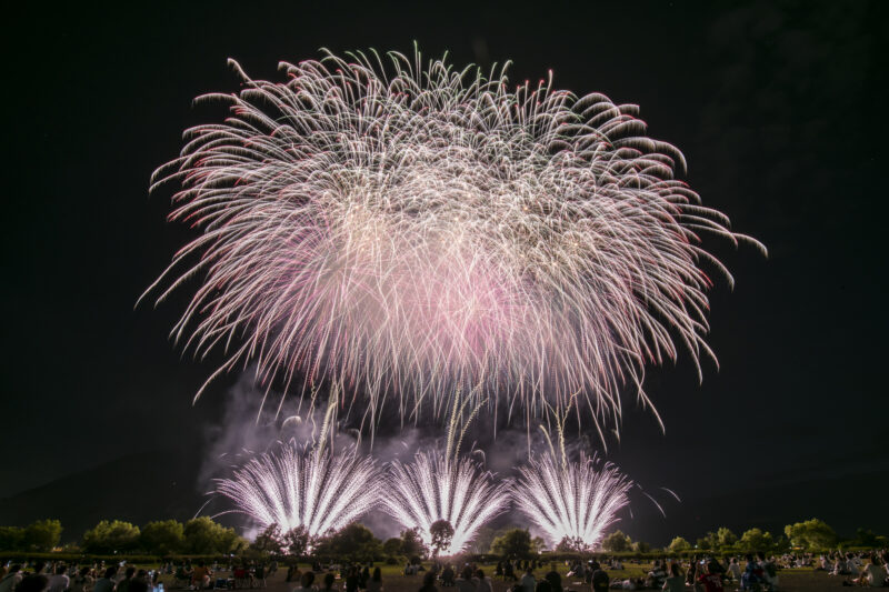 安倍川花火大会(静岡県静岡市葵区)