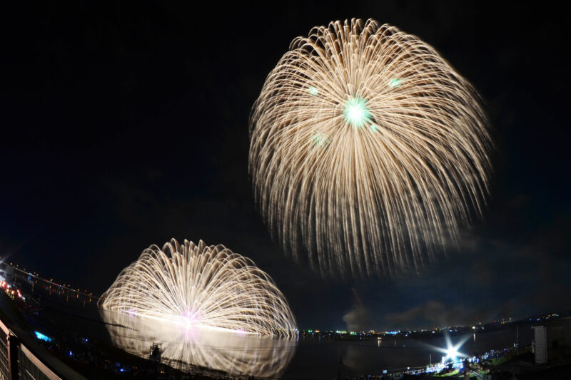 阿賀野川ござれや花火(新潟県新潟市北区)