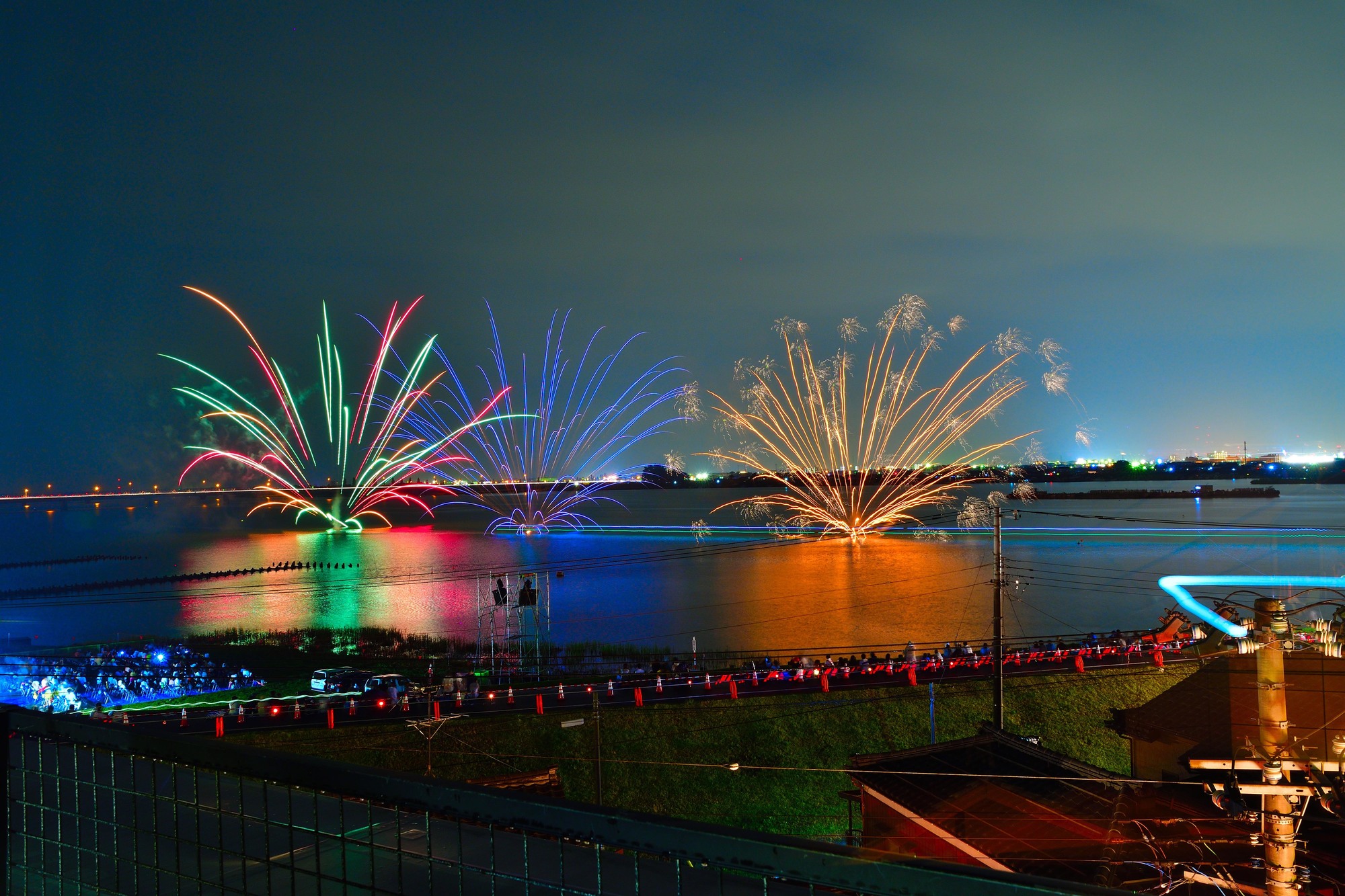 阿賀野川ござれや花火(新潟県新潟市北区)