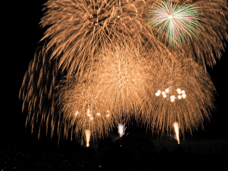 秋吉台観光まつり花火大会(山口県美祢市)