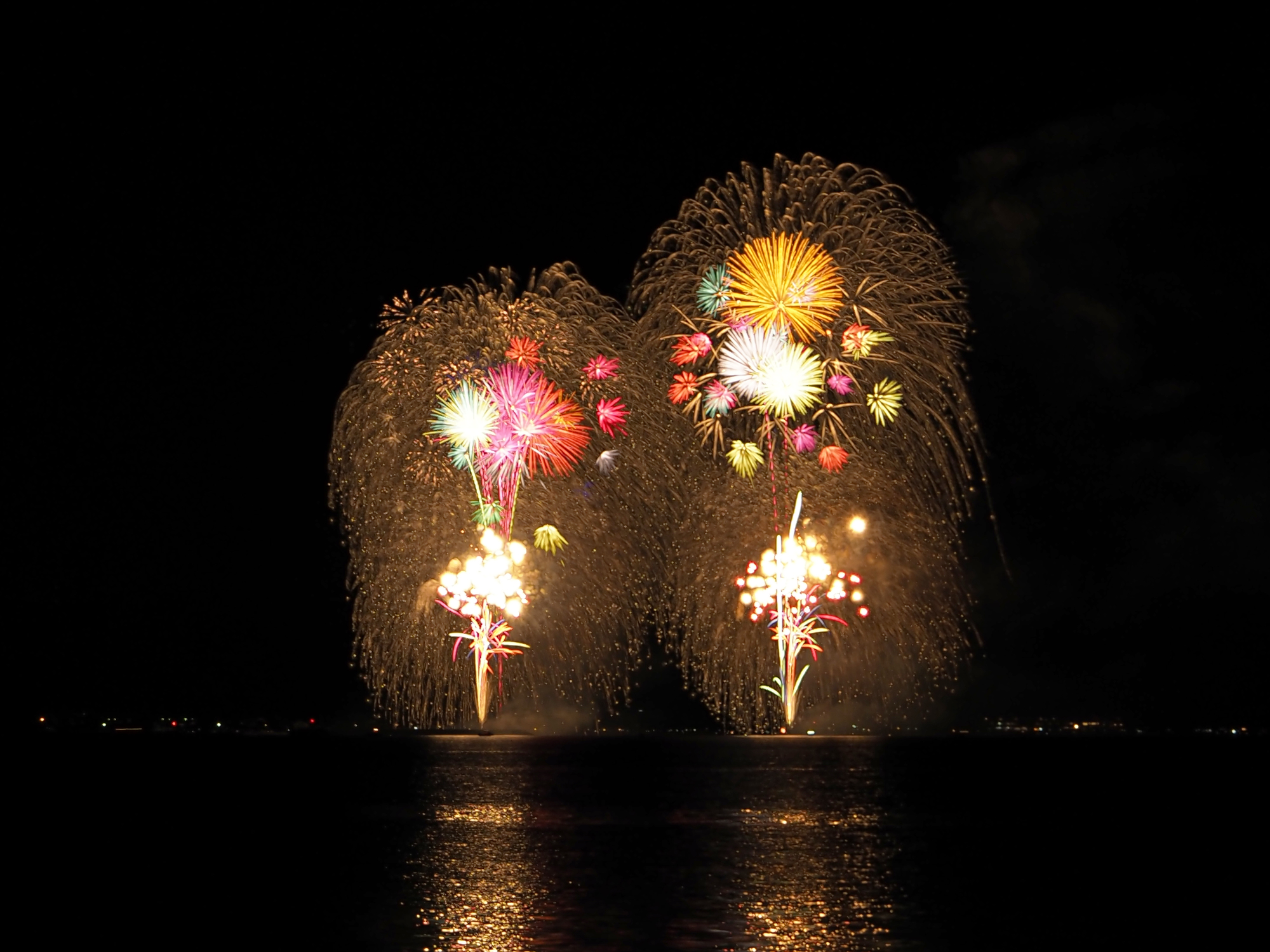 萩日本海大花火大会(山口県萩市)