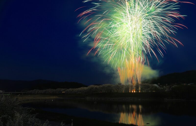 白竜湖花火inだいわ(広島県三原市)