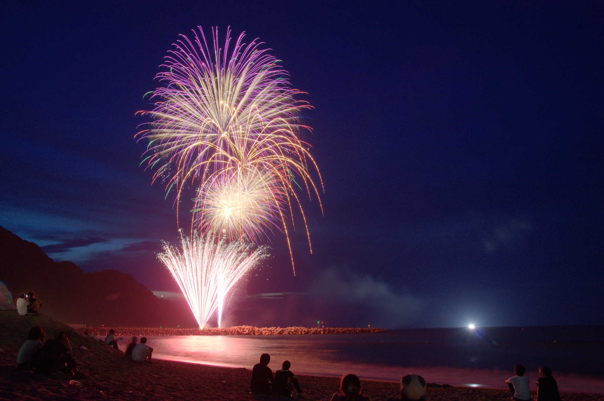 浜坂ふるさと夏まつり花火大会(兵庫県新温泉町)