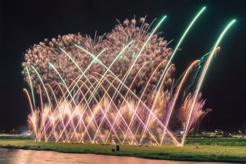 石和温泉花火大会(山梨県笛吹市)