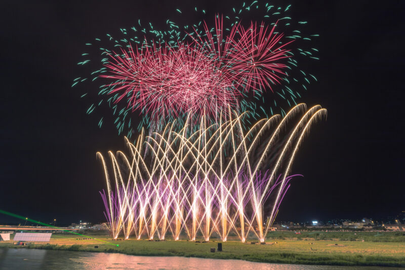 石和温泉花火大会(山梨県笛吹市)