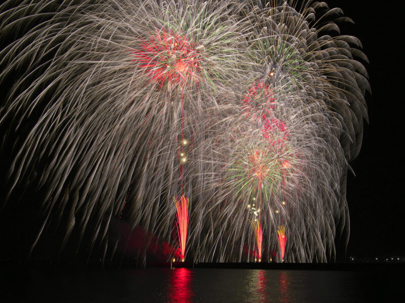 伊予彩まつり花火大会(愛媛県伊予市)