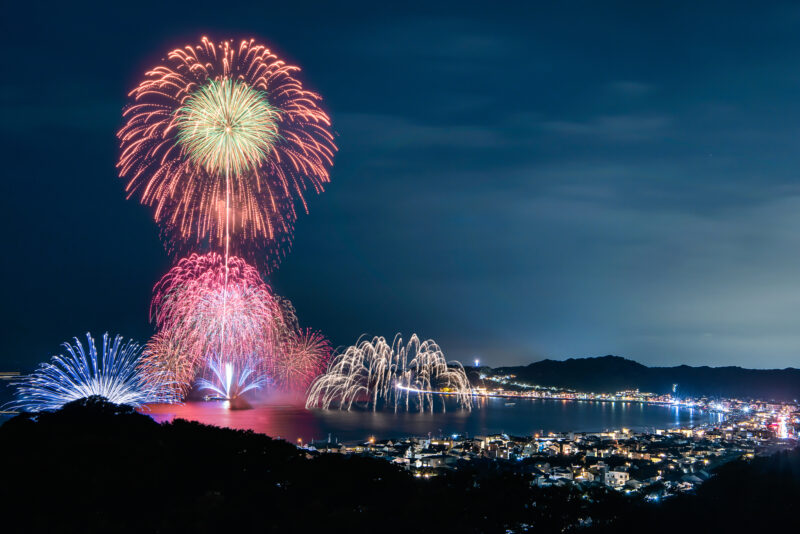 鎌倉花火大会(神奈川県鎌倉市)