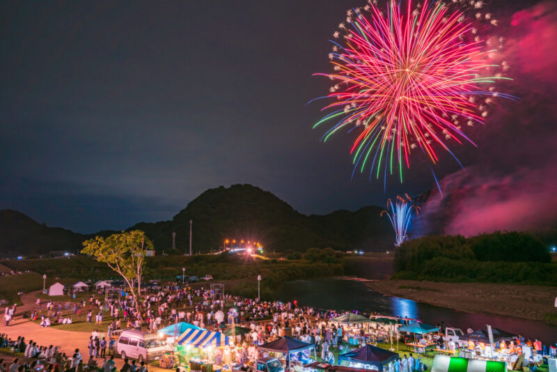 かんなみ猫おどり花火大会(静岡県函南町)