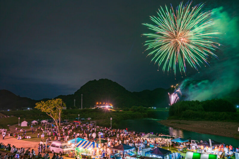 かんなみ猫おどり花火大会(静岡県函南町)