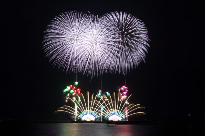 さつま黒潮きばらん海枕崎港まつり花火大会(鹿児島県枕崎市)