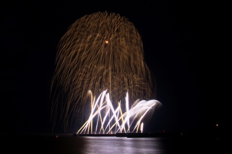 さつま黒潮きばらん海枕崎港まつり花火大会(鹿児島県枕崎市)