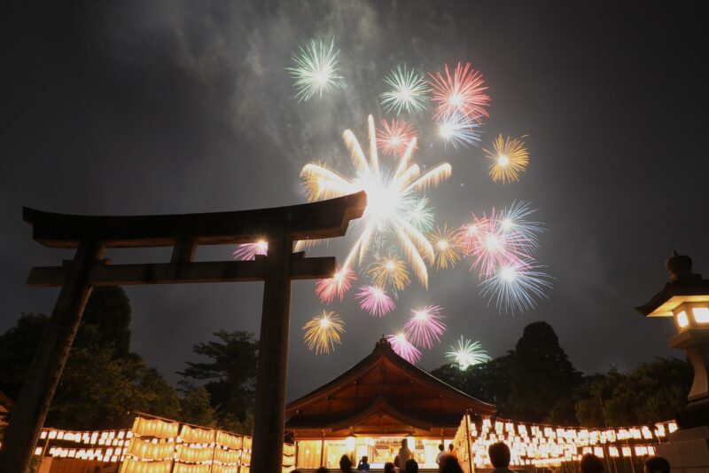 護国神社からの北日本新聞納涼花火富山会場(富山県富山市)