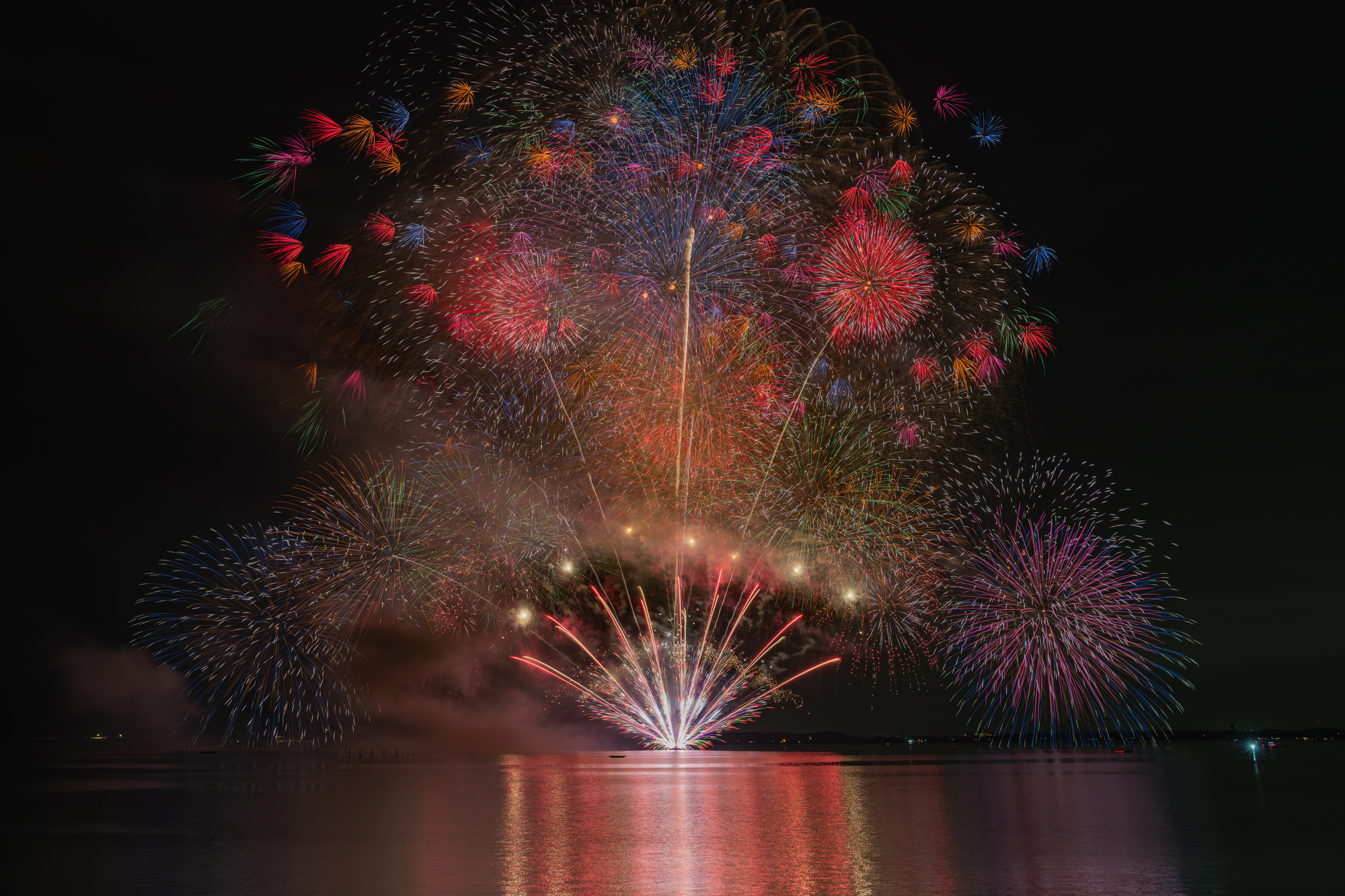 湖西湖上花火大会(静岡県湖西市)
