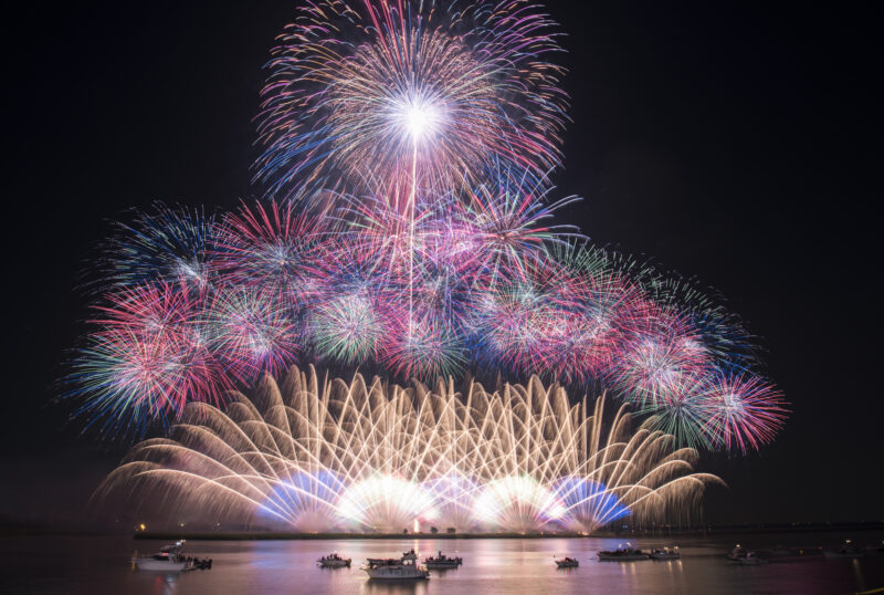 桑名水郷花火大会(三重県桑名市)
