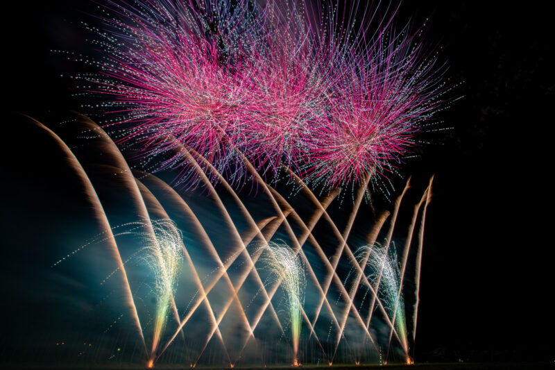 まきばの桜まつり夜桜花火(宮崎県小林市)