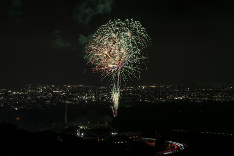 三島スカイウォークナイトスカイウォーク打ち上げ花火ショー(静岡県三島市)