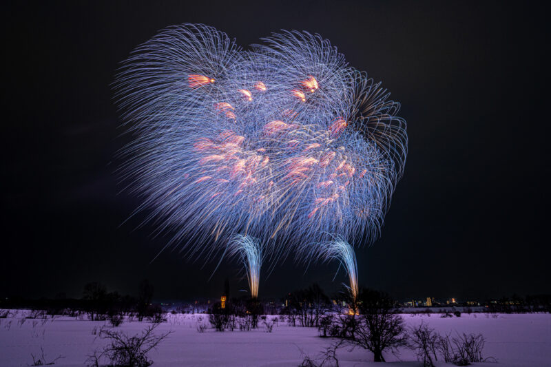 長岡花火雪花火(新潟県長岡市)