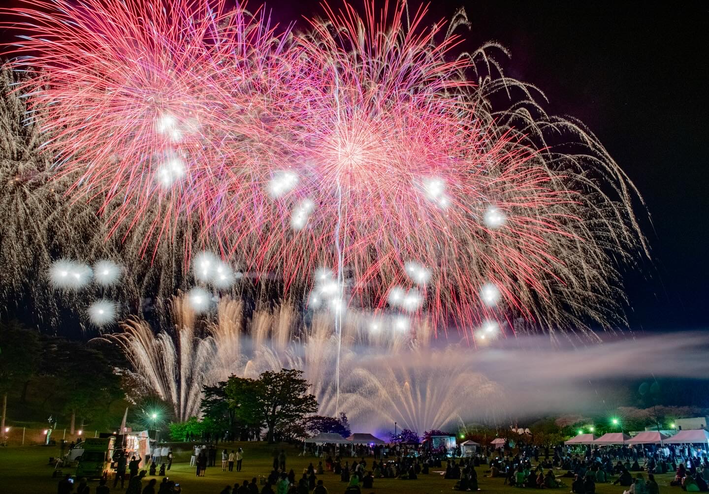 日本国花苑さくらまつり花火ショー(秋田県井川町)