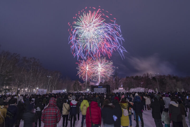 おびひろ氷まつりかちまい冬花火(北海道帯広市)