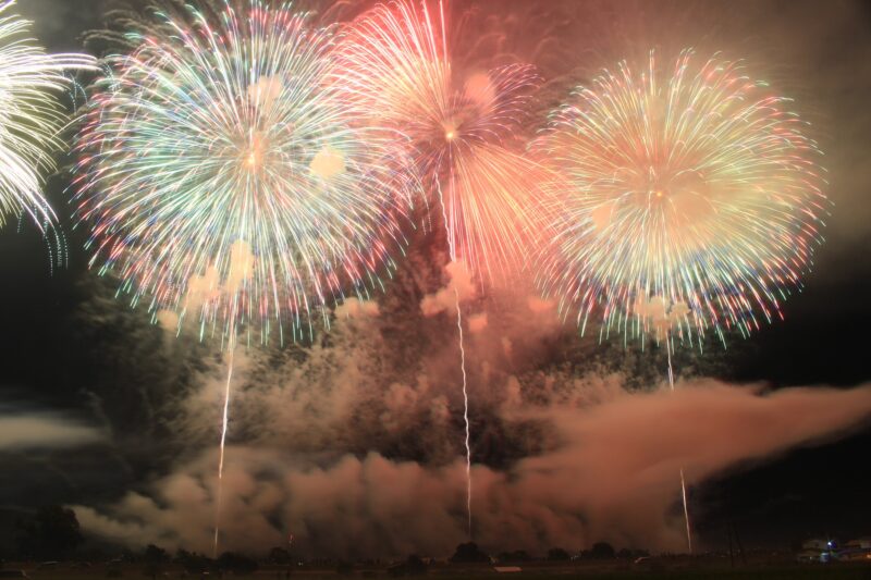 おぢやまつり大花火大会(新潟県小千谷市)