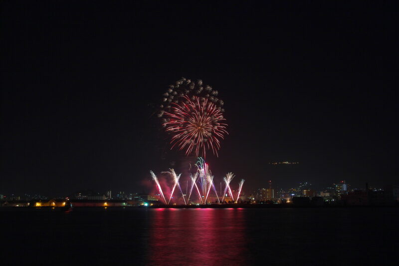 おたる潮まつり大花火大会(北海道小樽市)
