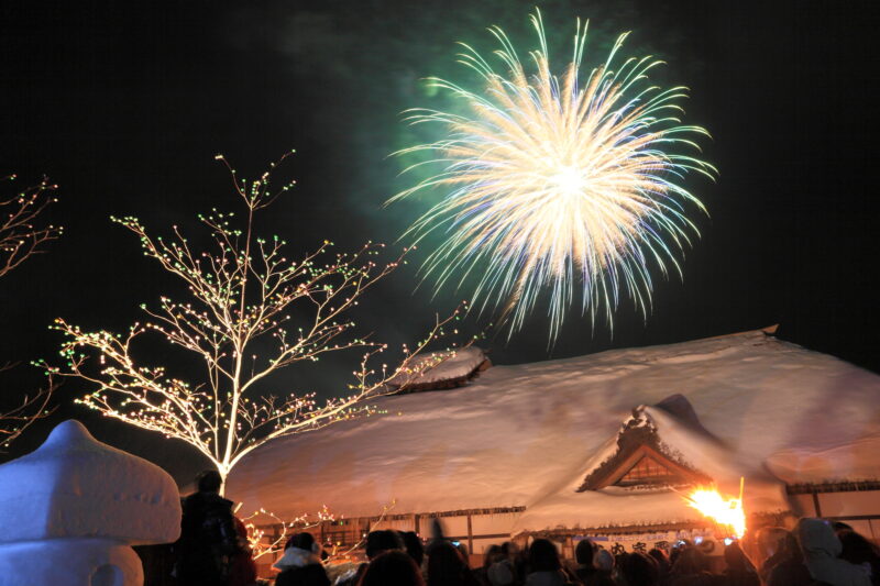 大内宿雪まつり花火打ち上げ(福島県下郷町)