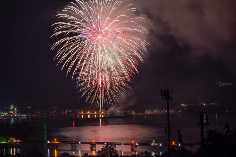 おわせ港まつり花火大会(三重県尾鷲市)