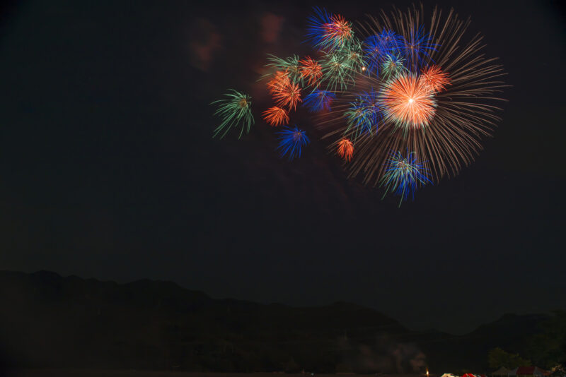 さがみ湖湖上祭花火大会(神奈川県相模原市緑区)