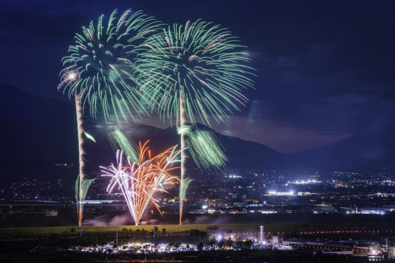 神明の花火(山梨県市川三郷町)