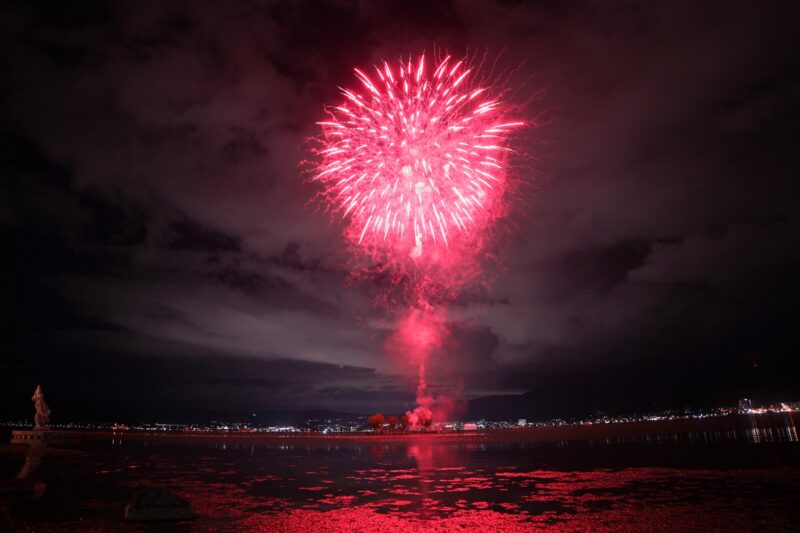 諏訪湖サマーナイト花火(長野県諏訪市)