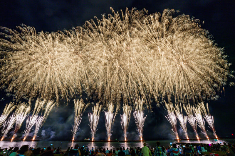 土肥サマーフェスティバル海上花火大会(静岡県伊豆市)