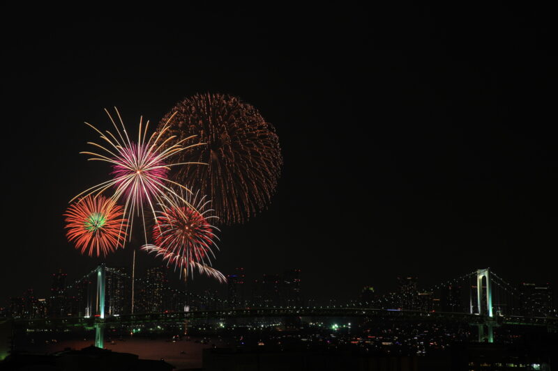 東京湾大華火祭(東京都中央区)