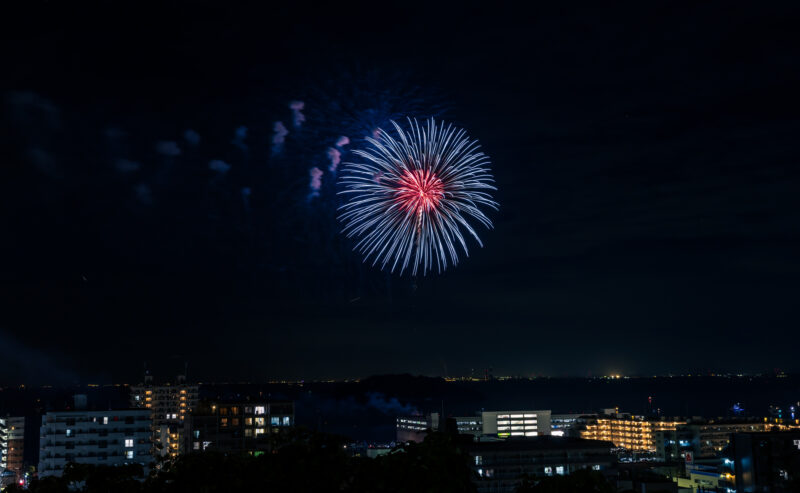よこすか開国花火大会(神奈川県横須賀市)