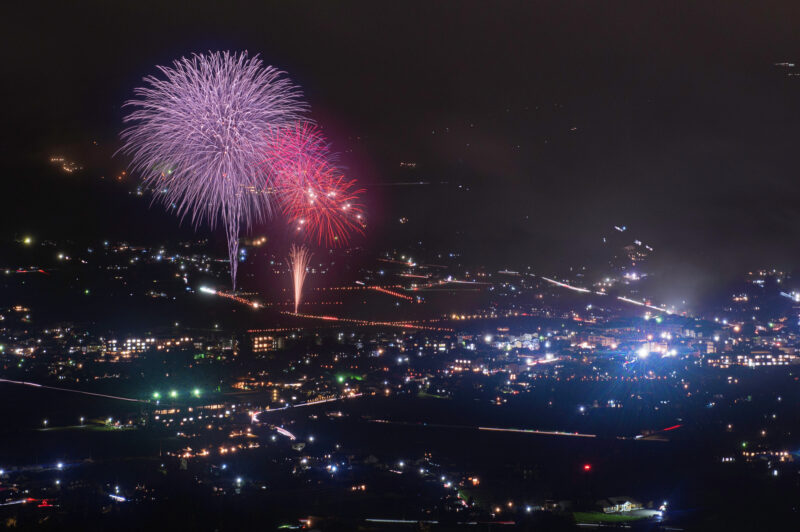 ゆふいん盆地まつり花火大会(大分県由布市)